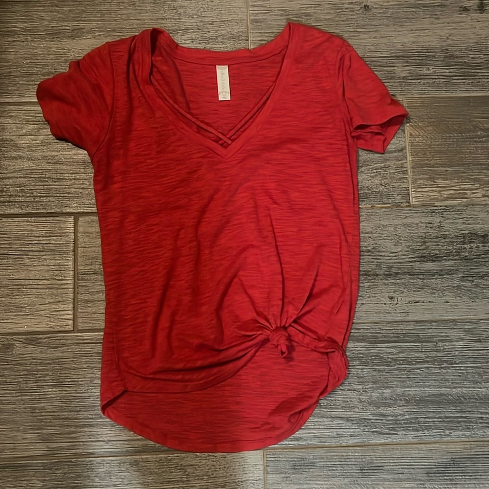 Altar'd State Red Short Sleeve V-Neck Tee with Front Tie